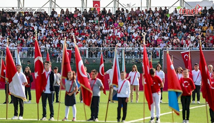 Aliağa Atatürk Stadında Coşkulu 100.Yıl kutlaması