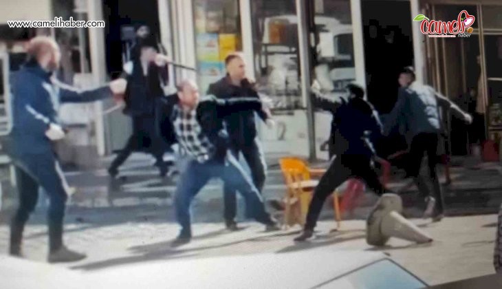 Şanlıurfa’da 8 kişinin yaralandığı taşlı sopalı kavga kamerada